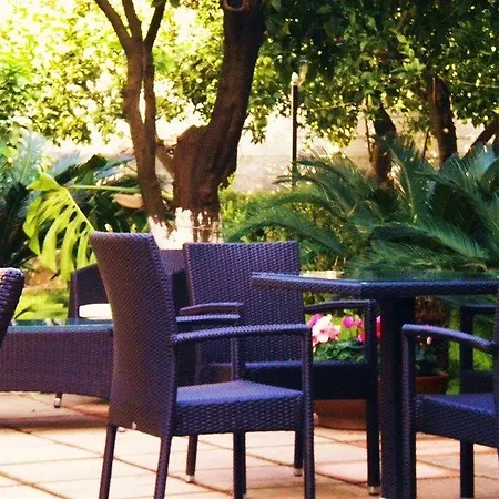 Hotel Diana
